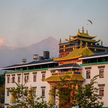 Chokling Arthouse - The Treasure Of Himalayas Hotel Bīr Екстериор снимка
