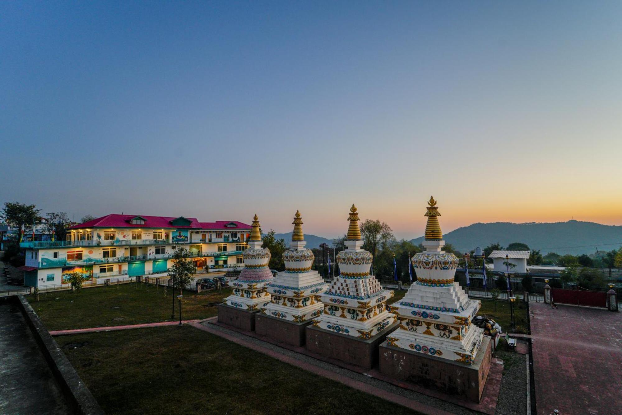 Chokling Arthouse - The Treasure Of Himalayas Hotel Bīr Екстериор снимка