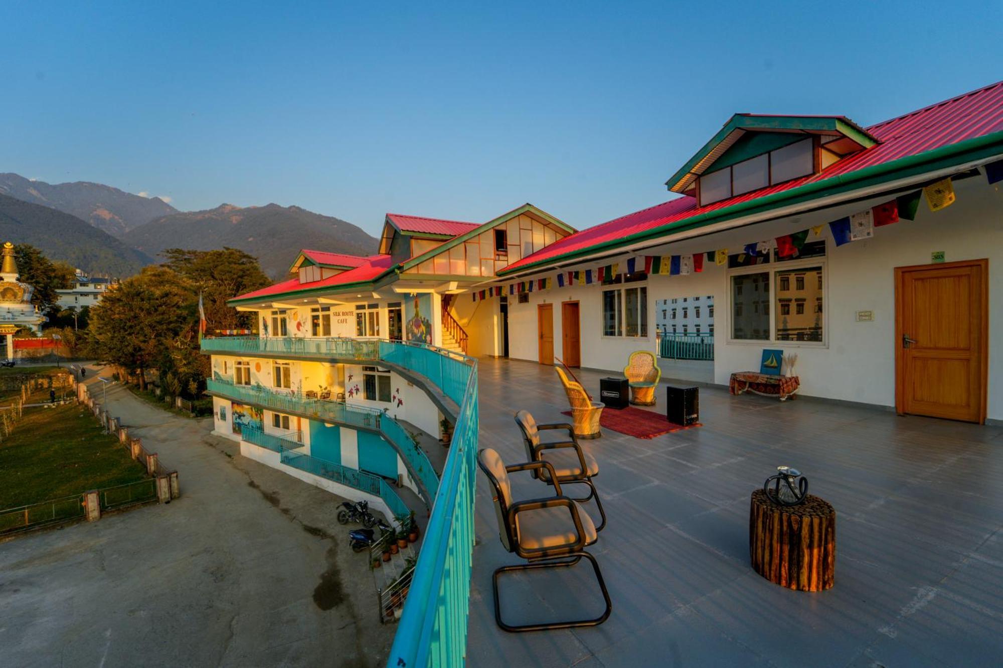 Chokling Arthouse - The Treasure Of Himalayas Hotel Bīr Екстериор снимка