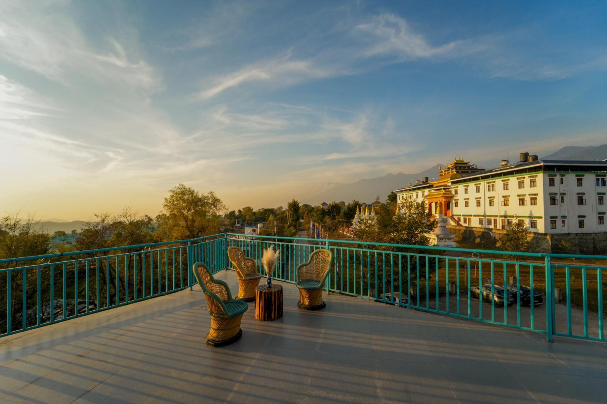 Chokling Arthouse - The Treasure Of Himalayas Hotel Bīr Екстериор снимка