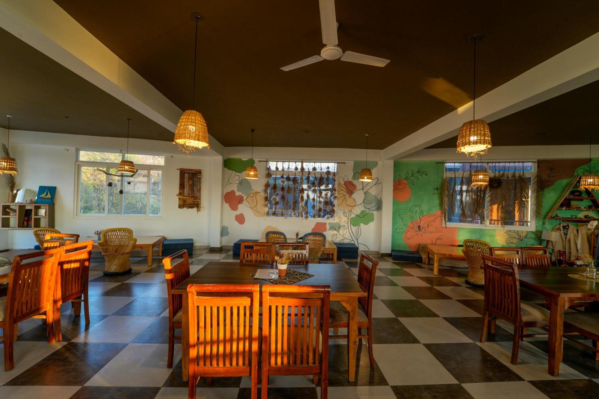 Chokling Arthouse - The Treasure Of Himalayas Hotel Bīr Екстериор снимка