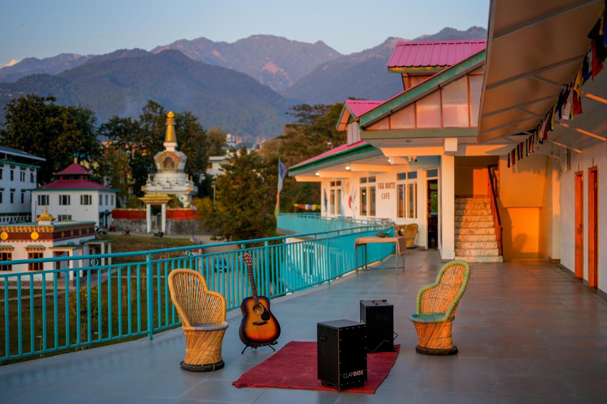 Chokling Arthouse - The Treasure Of Himalayas Hotel Bīr Екстериор снимка