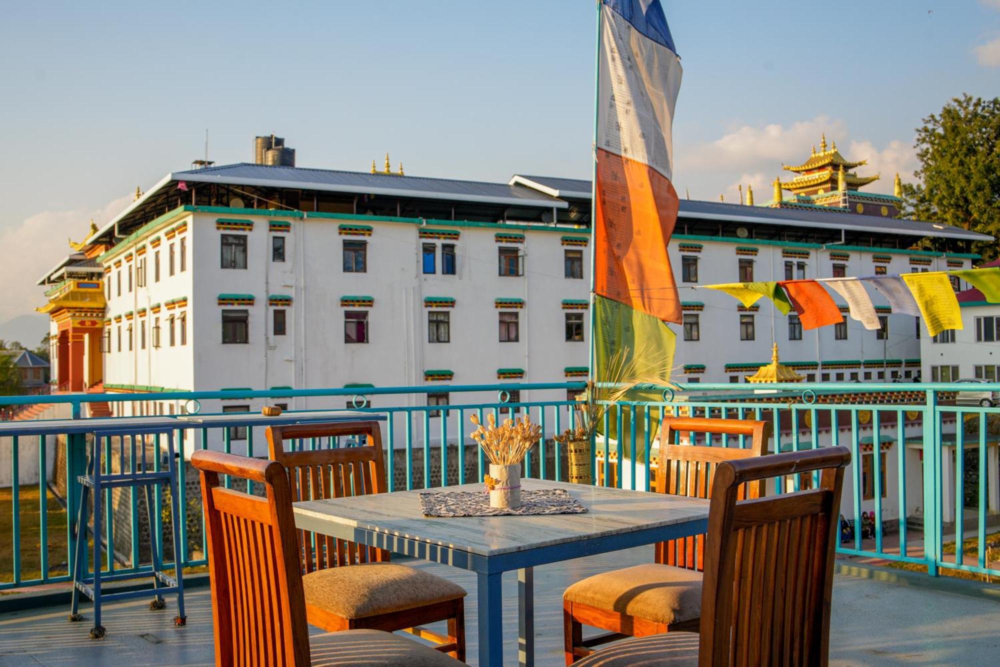 Chokling Arthouse - The Treasure Of Himalayas Hotel Bīr Екстериор снимка