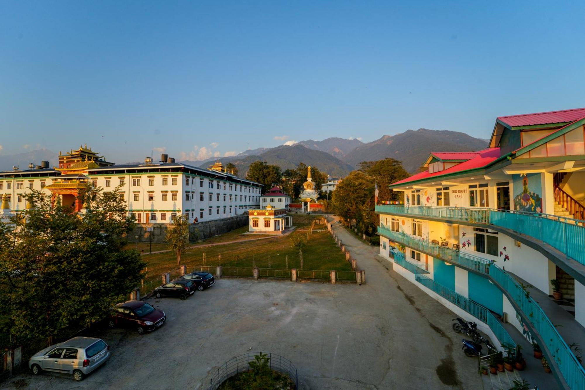 Chokling Arthouse - The Treasure Of Himalayas Hotel Bīr Екстериор снимка